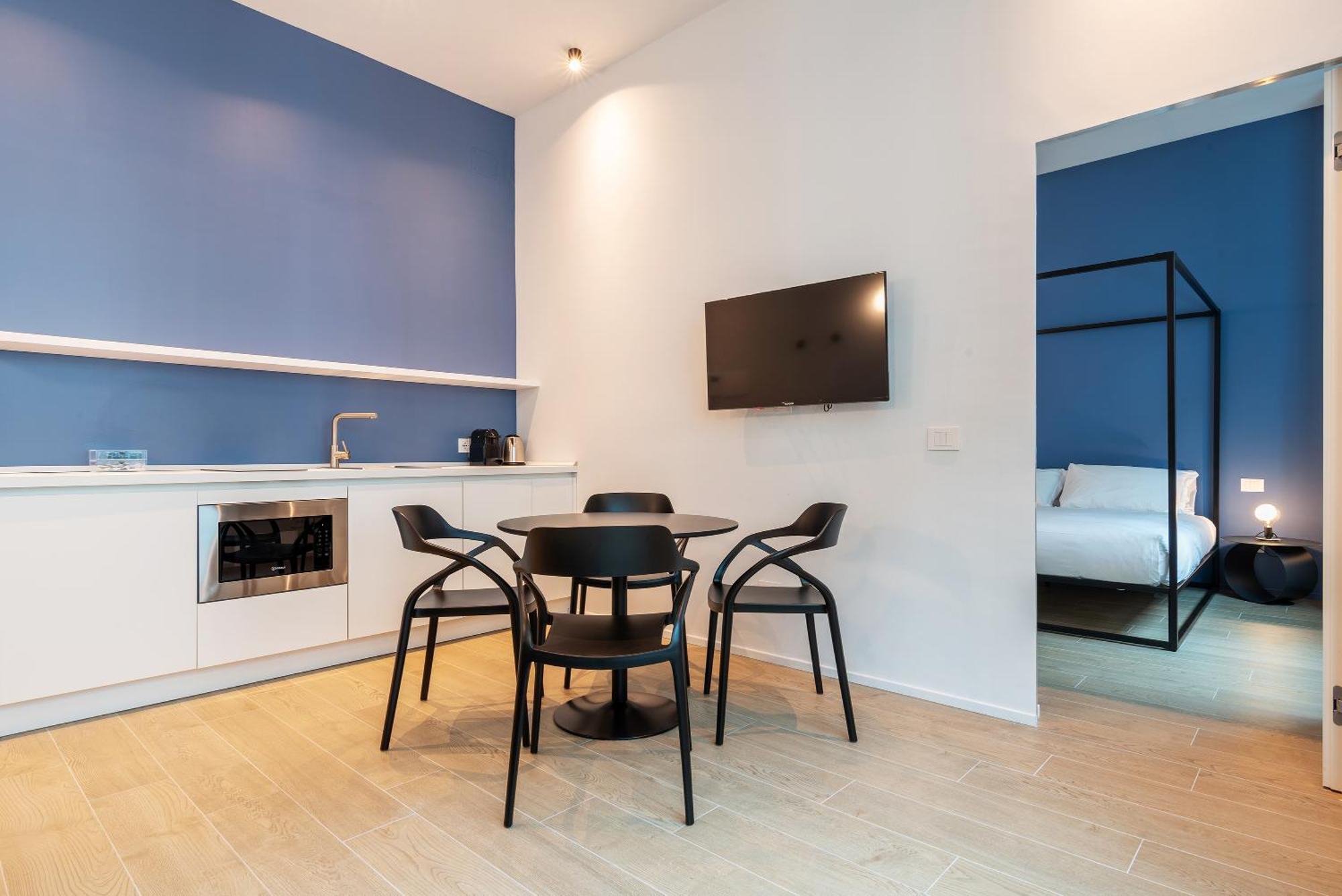 Easyhomes-City Centre Suites Мілан Екстер'єр фото