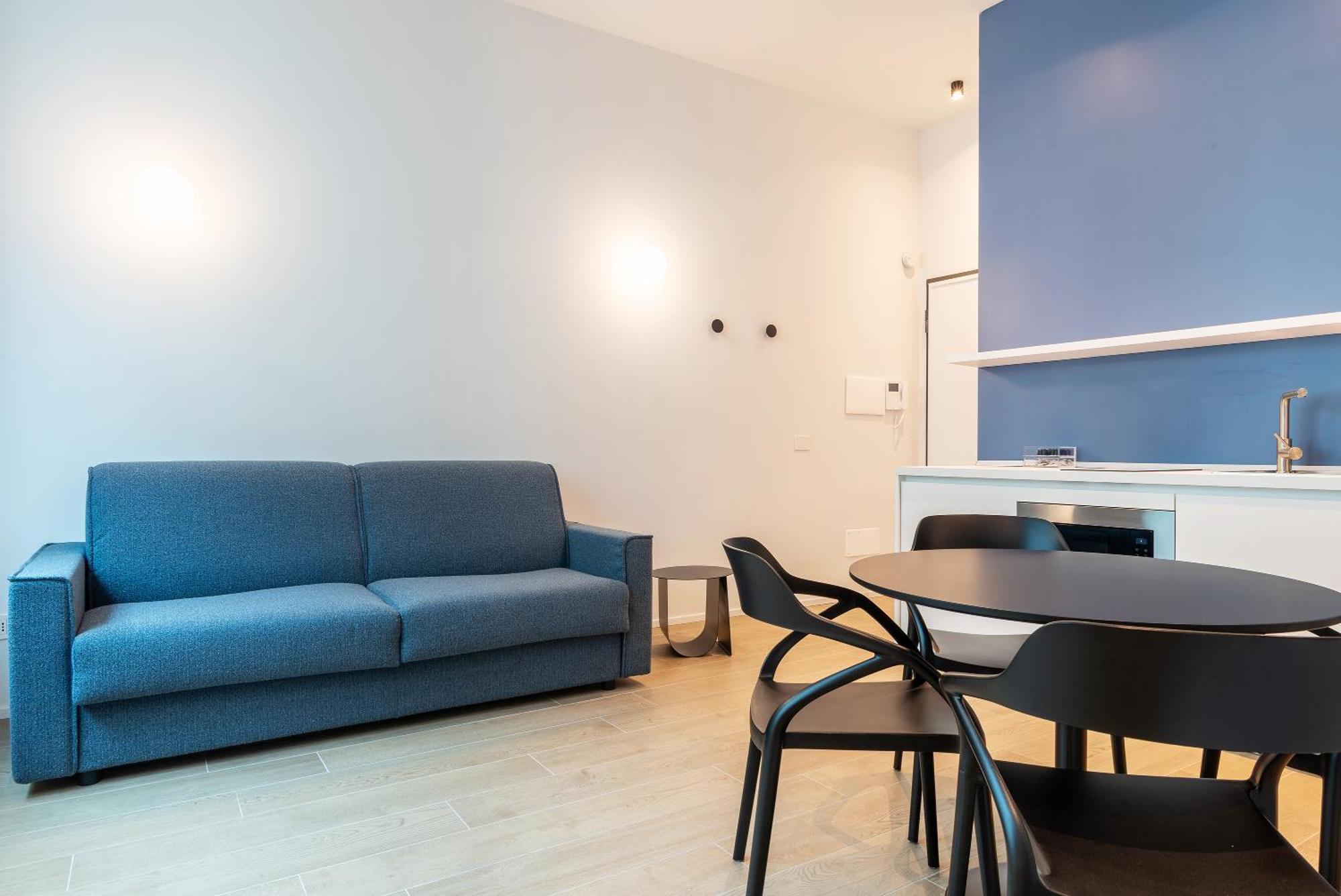 Easyhomes-City Centre Suites Мілан Екстер'єр фото