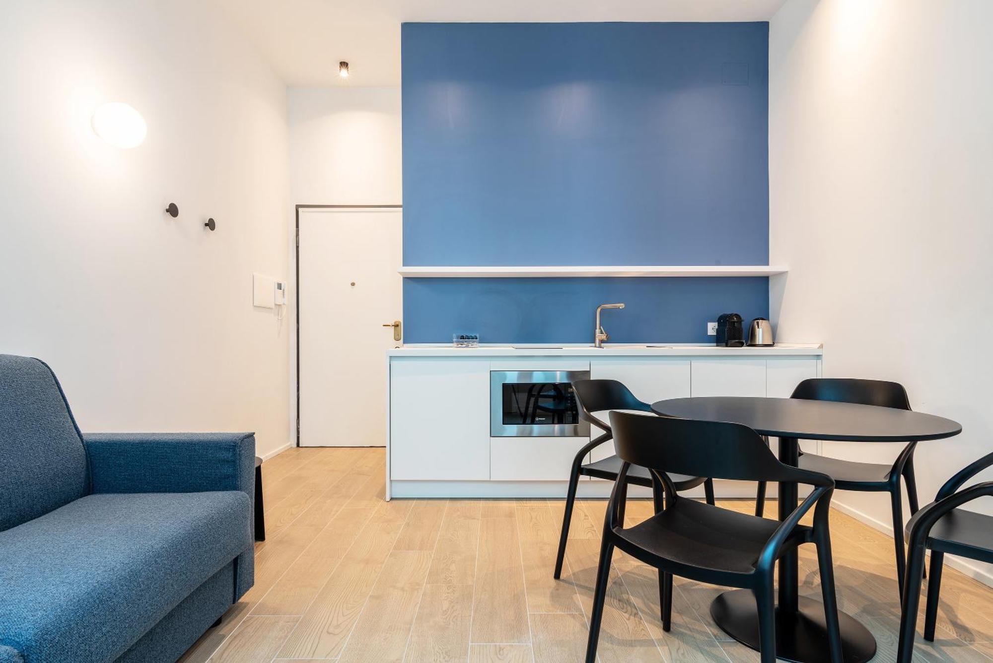 Easyhomes-City Centre Suites Мілан Екстер'єр фото