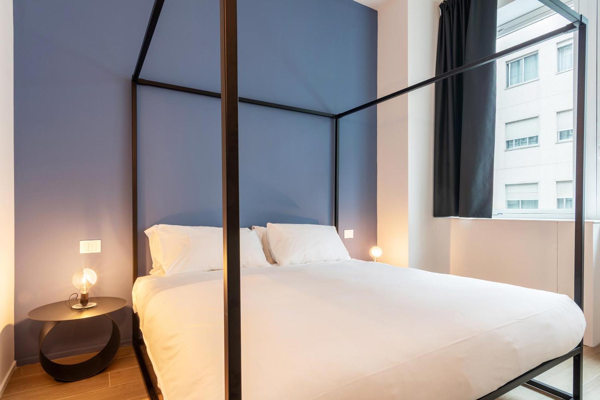 Easyhomes-City Centre Suites Мілан Екстер'єр фото